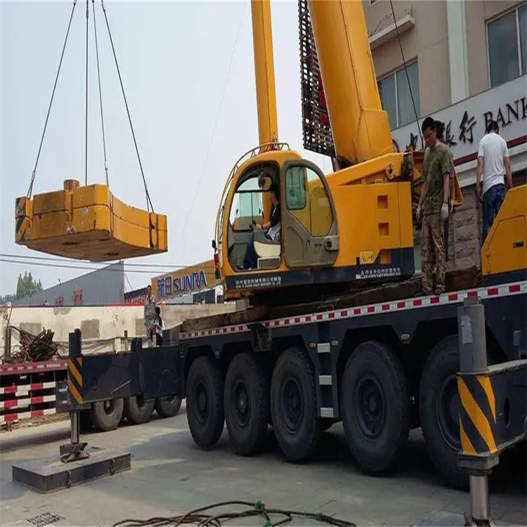 海门当地吊车出租|机器吊装|75吨|工厂搬迁服务