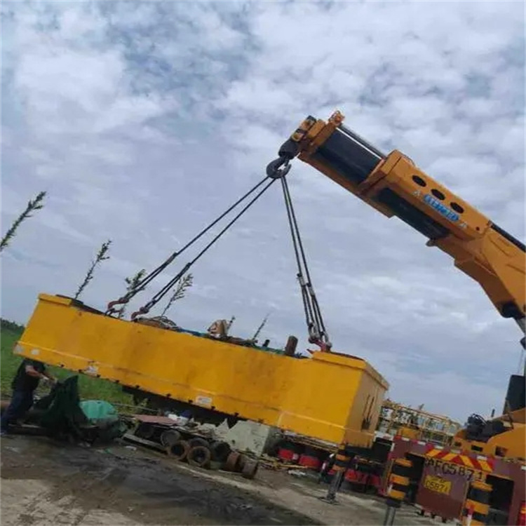 海门随车吊吊集装箱怎么吊